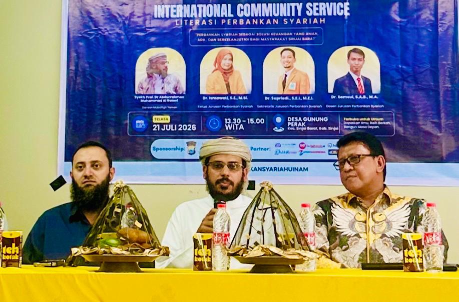 Penulis dalam Seminar Literasi Keuangan Syariah. (foto: ist/*) Penulis dalam Seminar Literasi Keuangan Syariah. (foto: ist/*)